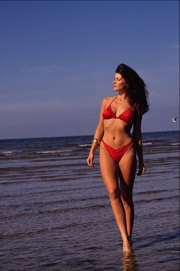 654053 Andrea A4 Photo Print