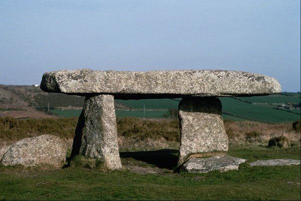 656031 Lanyon Quoit Near Madron A4 Photo Print
