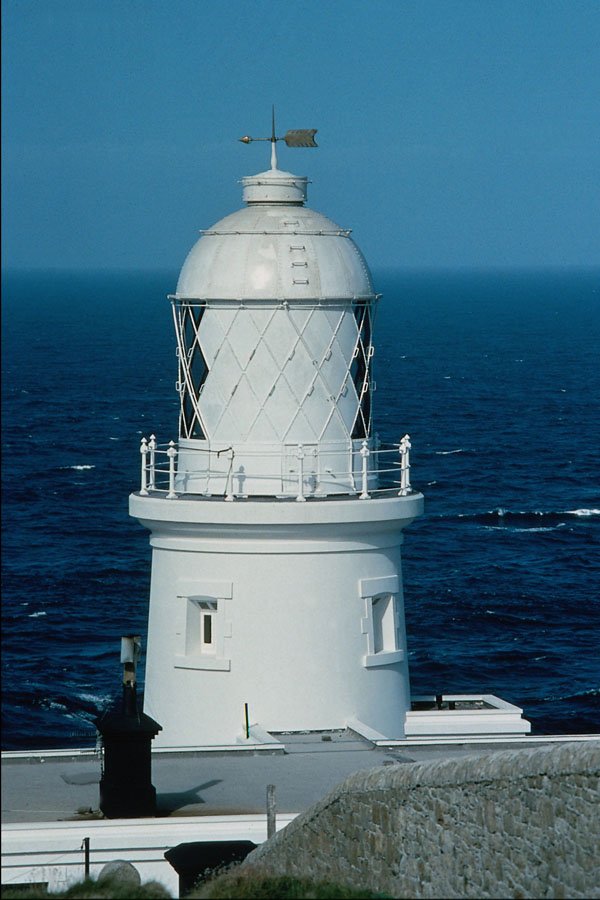 656062 Pendeen Lighthouse A4 Photo Print
