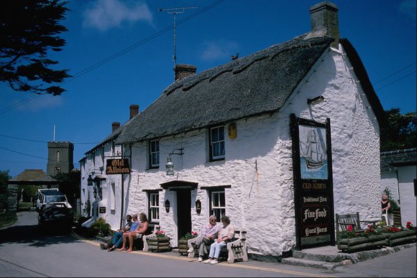 656088 Old Albion Inn, Crantock A4 Photo Print