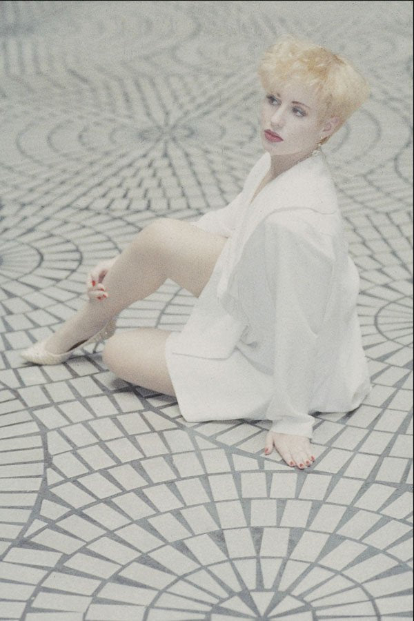 657039 Blonde, White On White A4 Photo Print
