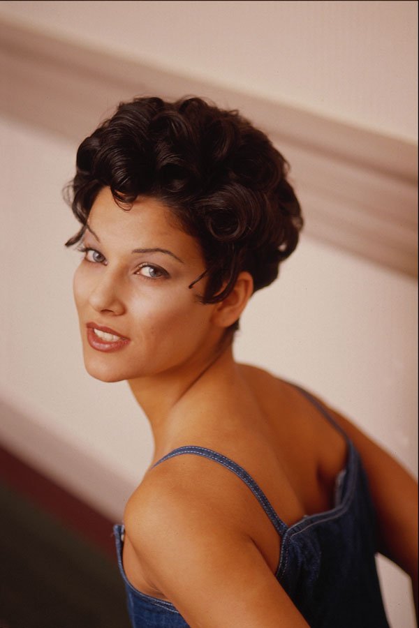 657048 Super Beauty, Short Brunette A4 Photo Print