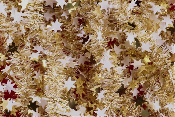 658038 Gold Garland A4 Photo Print