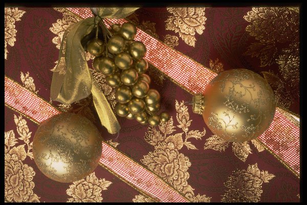 658092 Christmas Ribbons With Golden Grapes And Globes A4 Photo Print