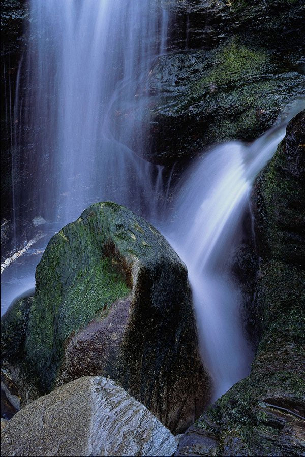 660017 Waterfall At Lundy Bay, North Cornwall, England A4 Photo Print