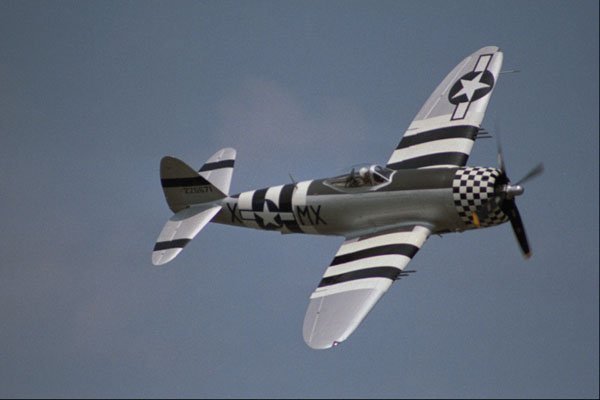 661014 Thunderbolt A4 Photo Print