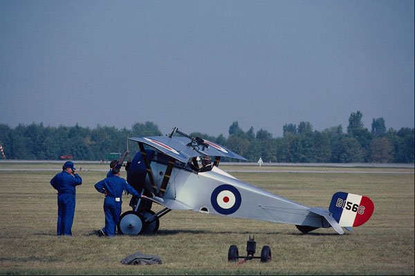 661022 WWI Aircraft, Trenton, 1988 A4 Photo Print