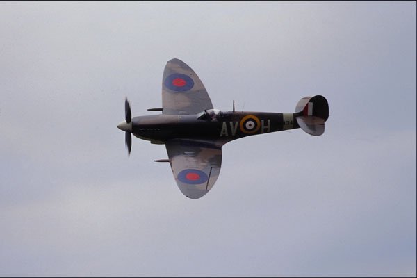 661027 Vickers, Supermarine Spitfire, Mk, IX A4 Photo Print