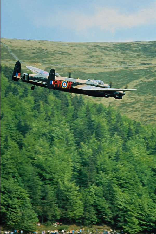 661061 BBMF AVRO Lancaster B2 (PA474) In Flight A4 Photo Print