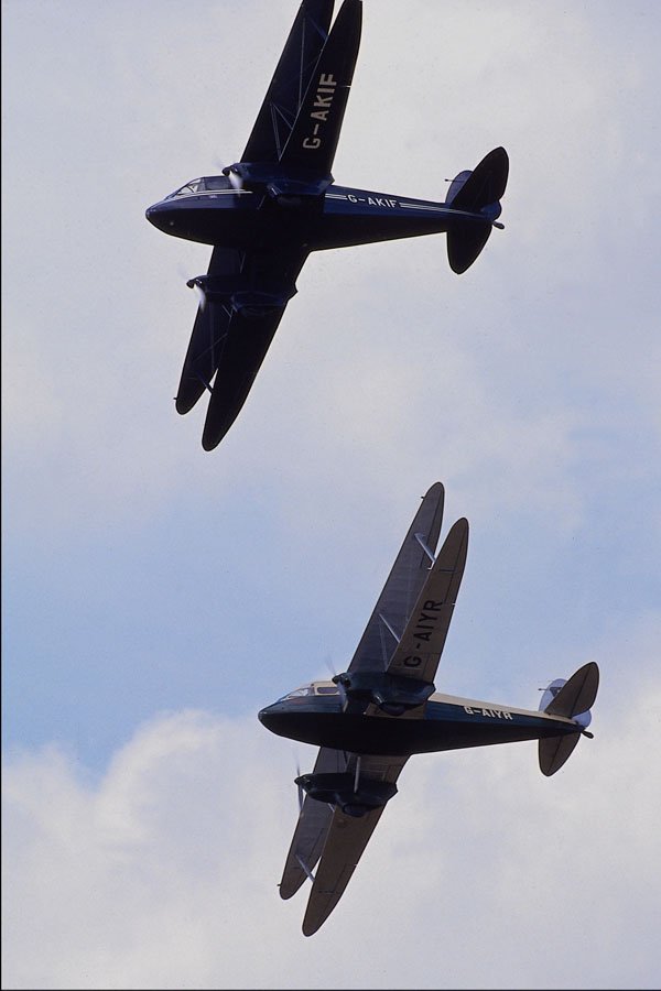 661066 2x DH.89 Dragon Rapide (G AKIF & G AIYR) A4 Photo Print