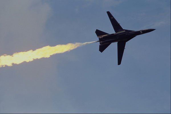 661084 Australian Air Force, General Dynamics F.111 Torching Fuel A4 Photo Print