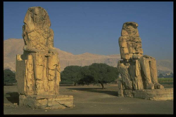 664075 Colossi Of Memnon, Luxor, Egypt A4 Photo Print