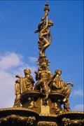 666035 Elegant City Fountain, Edinburgh, Scotland A4 Photo Print