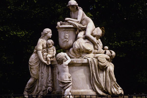 666070 Memorial For Queen Caroline, Celle, Germany A4 Photo Print