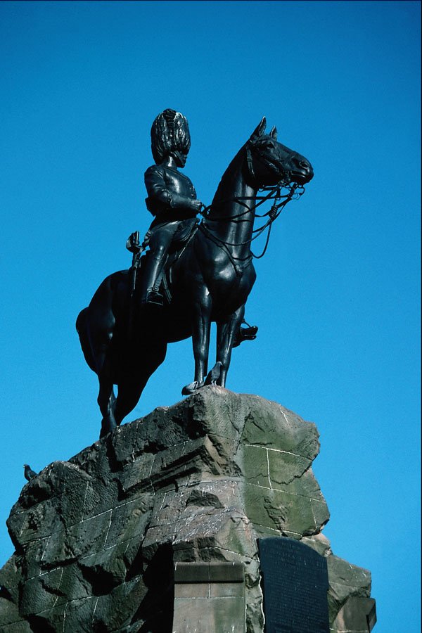 666087 Regimental Monument, Edinburgh, Scotland A4 Photo Print