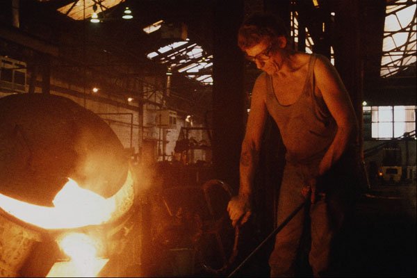 667024 Foundry Workers A4 Photo Print