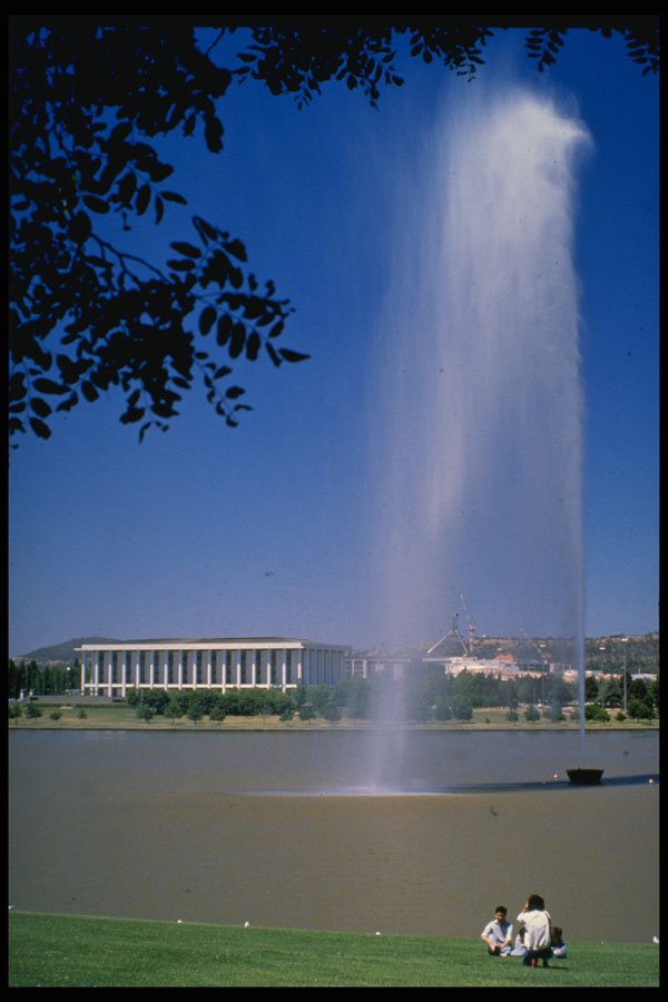 670024 Capt. Cook Memorial Water Jet, Canberra, Australia A4 Photo Print