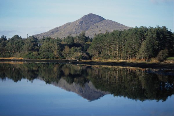 671079 Lauragh, Ireland A4 Photo Print