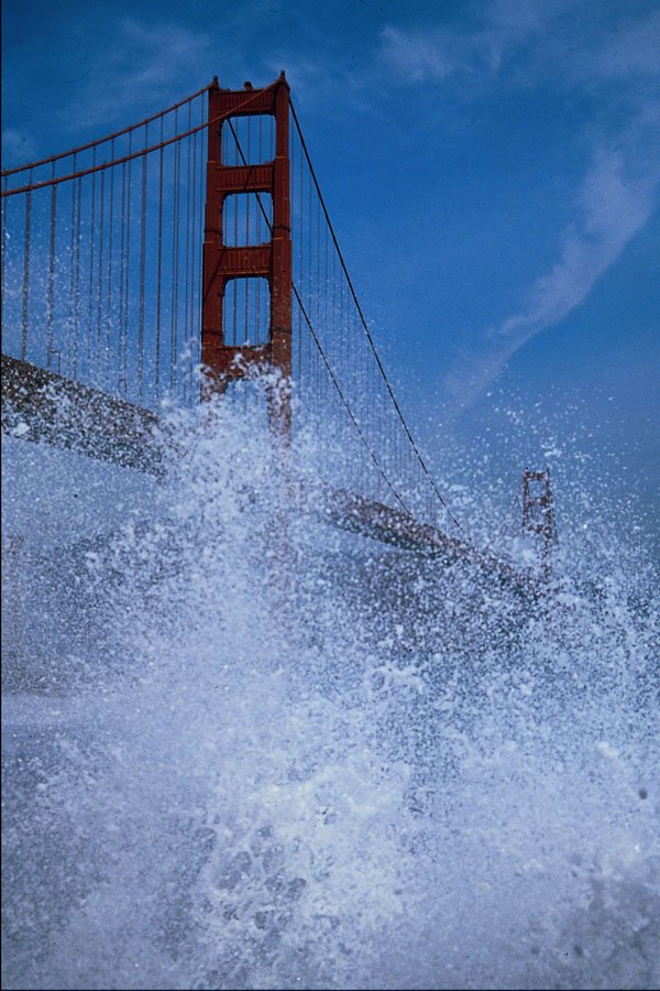 672015 San Francisco Bridge Under Spray, California, U.S.A. A4 Photo Print