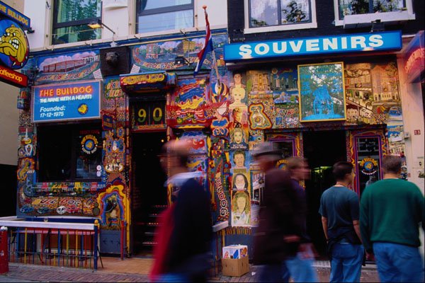 673017 The Bulldog Coffee Shop, Amsterdam A4 Photo Print