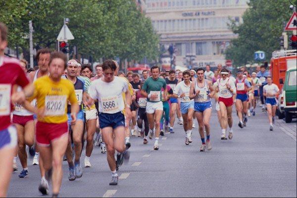 673040 City Center Run, Hanover, Germany A4 Photo Print