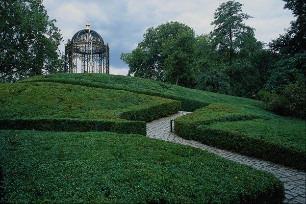 675085 The Gazebo, Rear Of Kew Palace A4 Photo Print