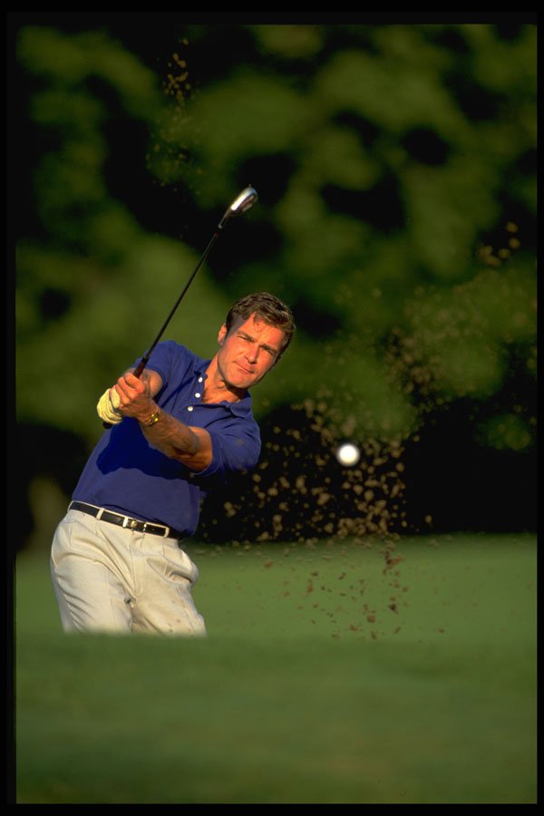 681016 Golfer A4 Photo Print