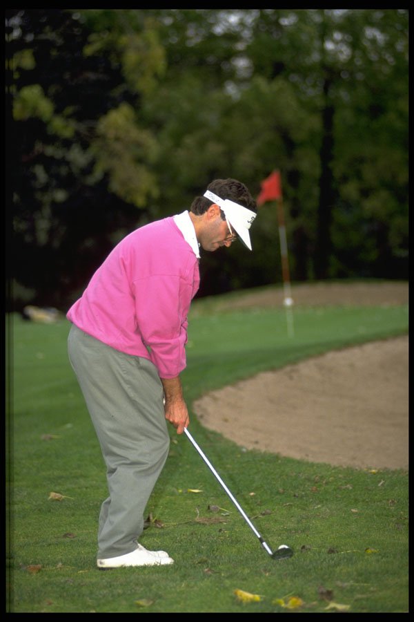 681036 Chipping A4 Photo Print