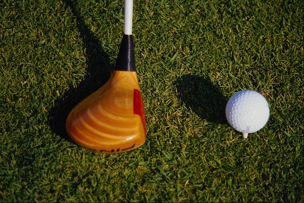 681066 Tee up With Wood Driver A4 Photo Print