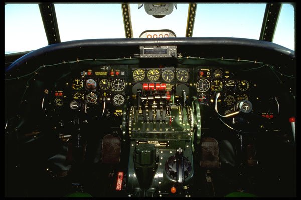 682048 Constellation Cockpit, Washington State, U.S.A. A4 Photo Print