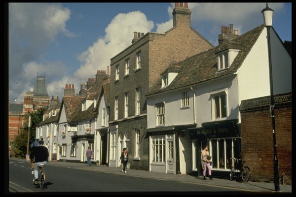 683017 Shops, Trumpington Street, Cambridge, England A4 Photo Print