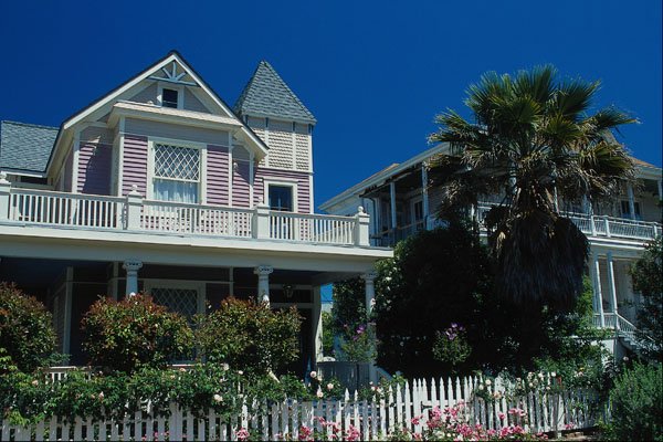 683073 Gracious Colonial District A4 Photo Print