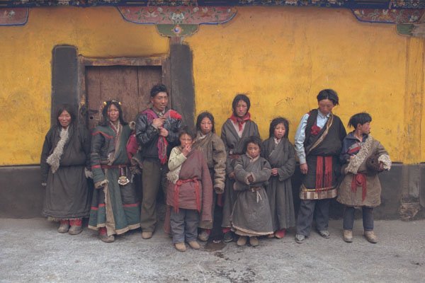 685029 Nomadic Tibetan Family On A Pilgrimage To Monastery, Tibet A4 Photo Print
