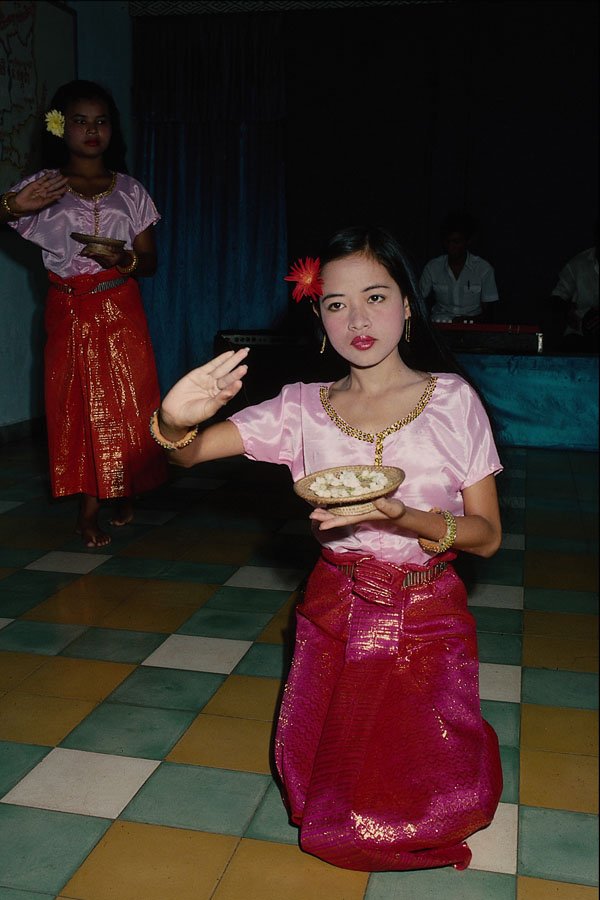 685083 The Welcome Dance, Indochina A4 Photo Print