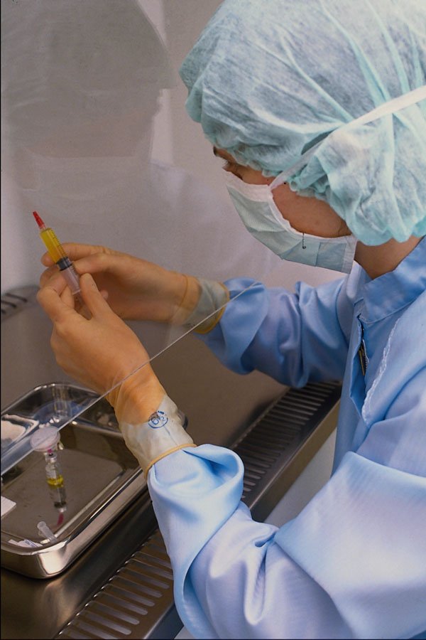 686045 Sterile Preparation Of Medicines, England A4 Photo Print