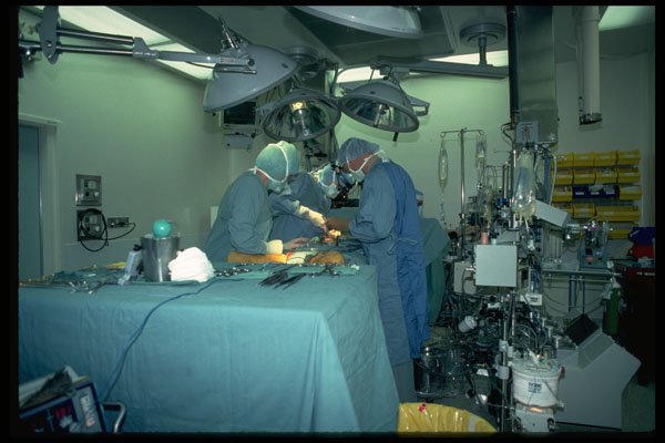 686057 Operating Room A4 Photo Print
