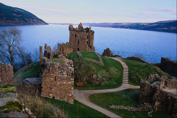 691030 Urquhart Castle, Loch Ness, Scotland A4 Photo Print