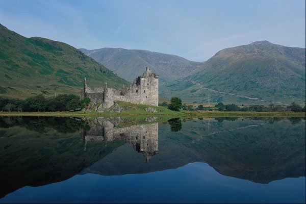 691052 Kilchiurn Castle, Loch Awe A4 Photo Print