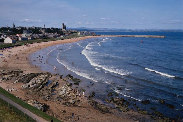 691099 East Sands From Kinkell Braes, St. Andrews, Scotland A4 Photo Print