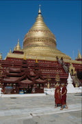 696025 Shwezigon Pagode, Pegu, Myanmar, Burma A4 Photo Print