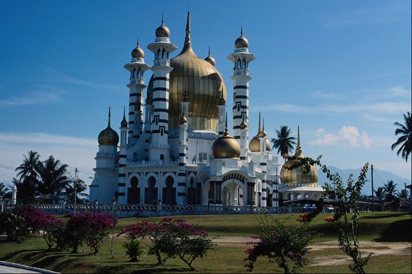 696068 Ubadiah Mosque, Kualar Kangsar, Malaysia A4 Photo Print