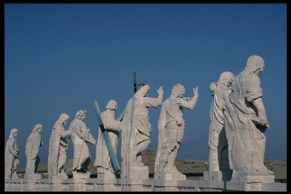 698067 Row Of Statues At St. Peter's, Rome, Italy A4 Photo Print