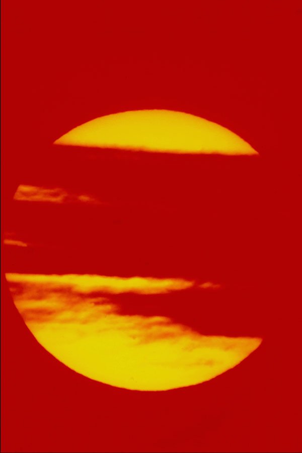 699004 Large Sun A4 Photo Print