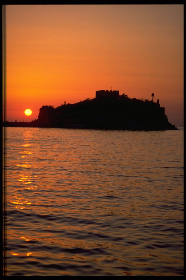 699045 Kusadasi, Turkey A4 Photo Print
