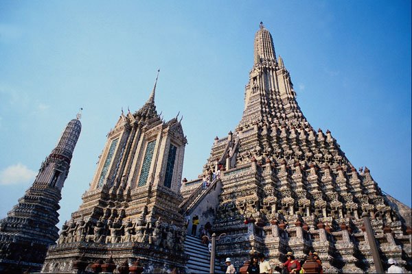 705069 Thai Temple In Bangkok, Thailand A4 Photo Print