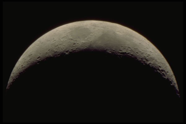 706007 Moonlight Crescent A4 Photo Print