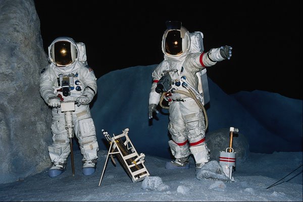 706058 Moon Exploration, Display Of U.S. Lunar Landing A4 Photo Print