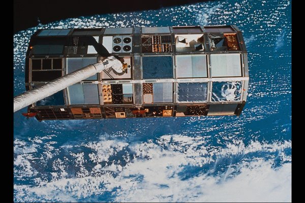 706083 Technology In Space, Courtesy NASA A4 Photo Print