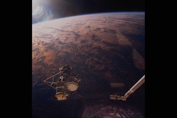706087 Technology In Space, Courtesy NASA A4 Photo Print