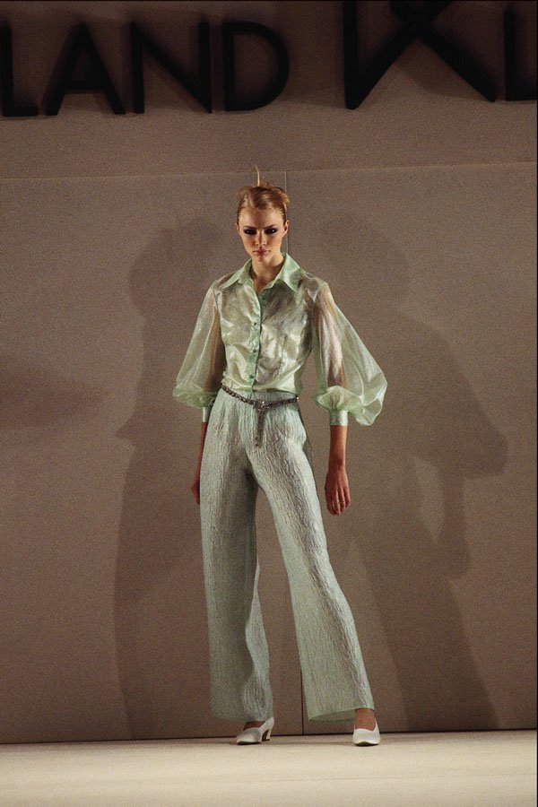 709026 Roland Klein, Green Silk Outfit A4 Photo Print